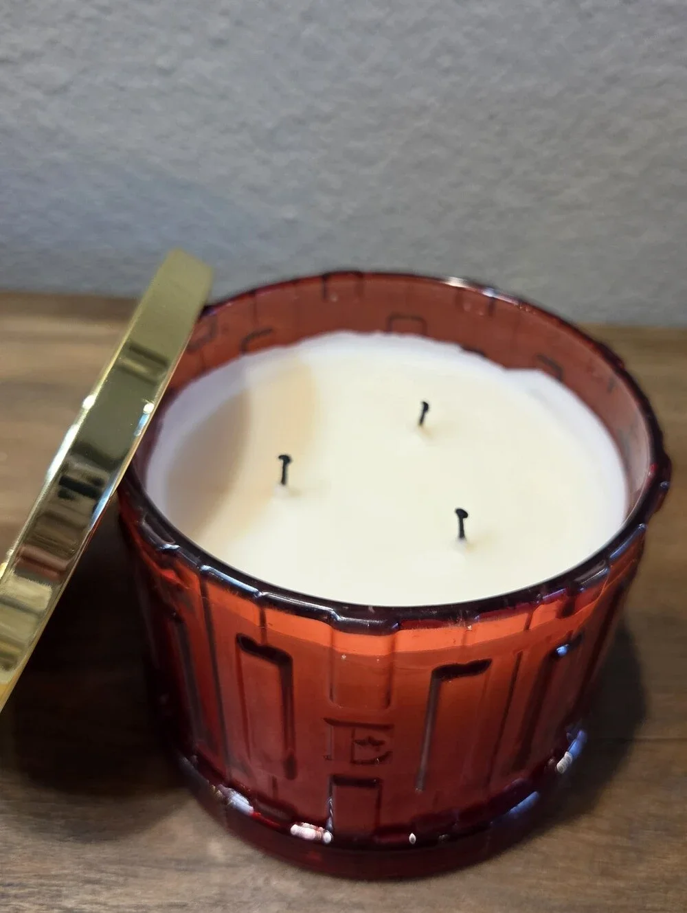 Elton John and Slatkin Merry Marmalade Candle -Tested